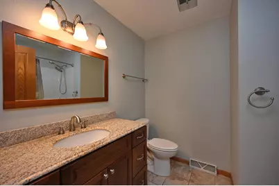 202  Lac La Belle Dr, Lac La Belle, WI 53066 - Photo 14
