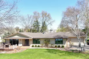 202 Lac La Belle Dr, Lac La Belle, WI 53066 - Photo 2
