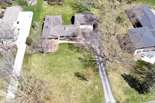 202 Lac La Belle Dr, Lac La Belle, WI 53066 - Photo 24