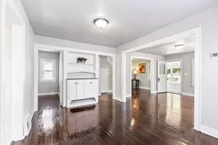 2451 N 58th St, Milwaukee, WI 53210 - Photo 6