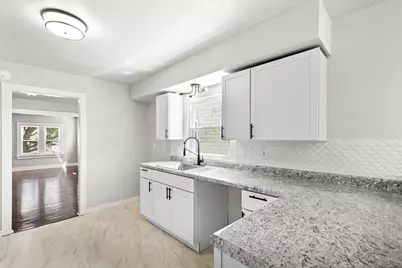 2451 N 58th St, Milwaukee, WI 53210 - Photo 10