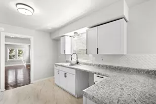 2451 N 58th St, Milwaukee, WI 53210 - Photo 10