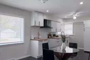 5879 N 29th St, Milwaukee, WI 53209 - Photo 6