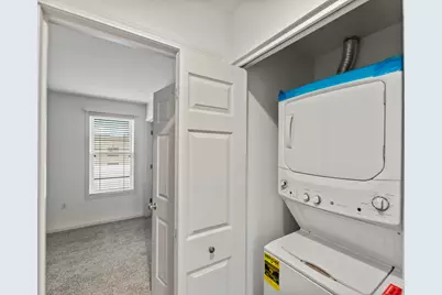208 E Reservoir Ave, Milwaukee, WI 53212 - Photo 22