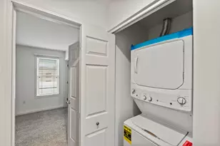 208 E Reservoir Ave, Milwaukee, WI 53212 - Photo 24