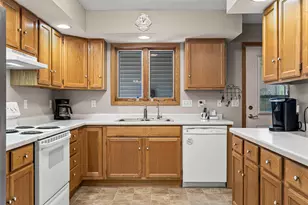 405 S Grant St, Houston, MN 55943 - Photo 8