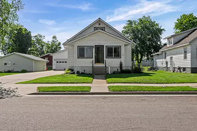 109 N Madison St, Arcadia, WI 54612 - Photo 2