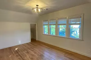 121 W Keefe Ave, Milwaukee, WI 53212 - Photo 12