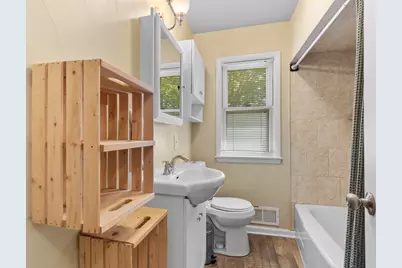 3925 N 79th St, Milwaukee, WI 53222 - Photo 10