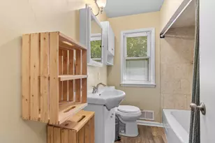3925 N 79th St, Milwaukee, WI 53222 - Photo 10