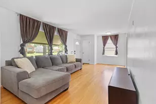 3925 N 79th St, Milwaukee, WI 53222 - Photo 2