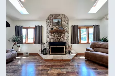 1909 S Britton Rd, Racine, WI 53139 - Photo 8