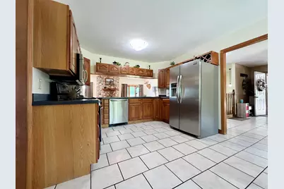 1909 S Britton Rd, Racine, WI 53139 - Photo 14