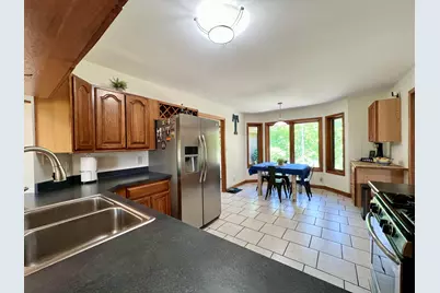 1909 S Britton Rd, Racine, WI 53139 - Photo 18