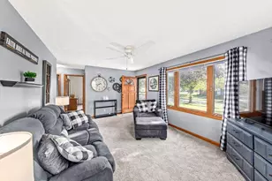 187 N 91st St, Milwaukee, WI 53226 - Photo 4