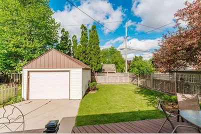 187 N 91st St, Milwaukee, WI 53226 - Photo 20