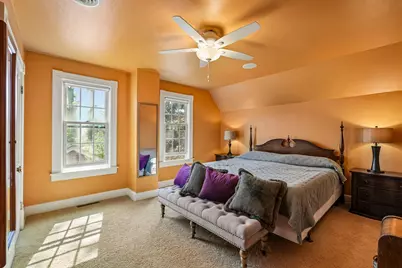 140 W Good Hope Rd, Glendale, WI 53217 - Photo 20
