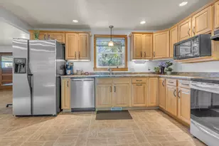 860 Forest Ave, Fond du Lac, WI 54935 - Photo 6