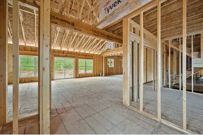 W253N5553  Crescent Hill Dr, Sussex, WI 53089 - Photo 6