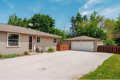 5848 N 114th St, Milwaukee, WI 53225 - Photo 26