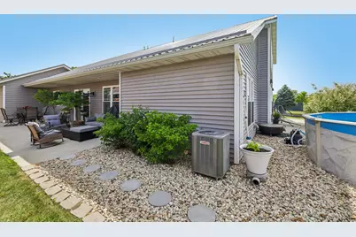 1720  Montclair Pl, Fort Atkinson, WI 53538 - Photo 22