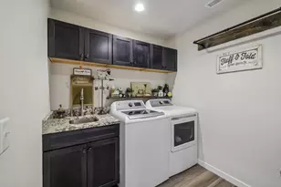 1720 Montclair Pl, Fort Atkinson, WI 53538 - Photo 16
