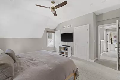 1505  St Charles St, Wauwatosa, WI 53213 - Photo 32