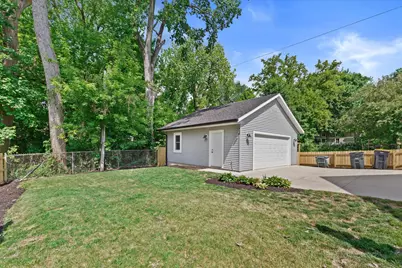 1505  St Charles St, Wauwatosa, WI 53213 - Photo 44