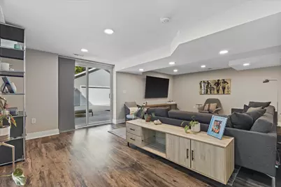 1505  St Charles St, Wauwatosa, WI 53213 - Photo 22