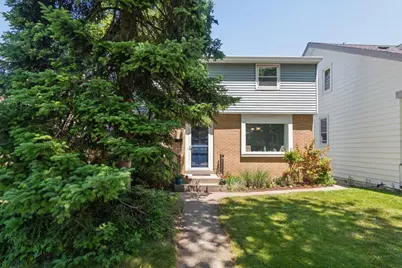 820 E Silver Spring Dr, Whitefish Bay, WI 53217 - Photo 2