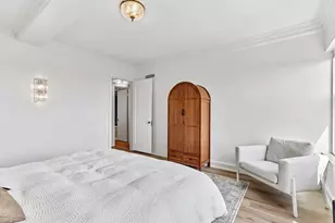 1028 E Juneau Ave, Milwaukee, WI 53202 - Photo 58