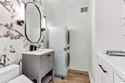 1028 E Juneau Ave #825-26, Milwaukee, WI 53202 - Photo 48