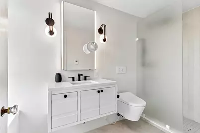 1028 E Juneau Ave #825-26, Milwaukee, WI 53202 - Photo 42