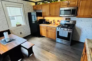 1902 S 76th St, West Allis, WI 53219 - Photo 4