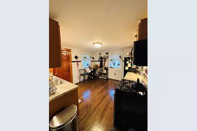 1902 S 76th St, West Allis, WI 53219 - Photo 14