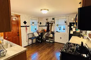 1902 S 76th St, West Allis, WI 53219 - Photo 14