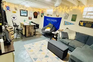 1902 S 76th St, West Allis, WI 53219 - Photo 20