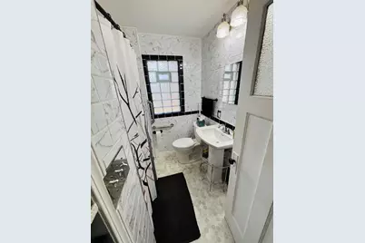 1902 S 76th St, West Allis, WI 53219 - Photo 8