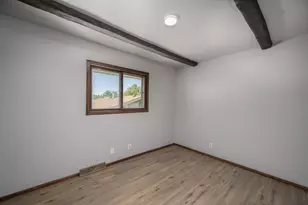 7821 W Hustis St, Milwaukee, WI 53223 - Photo 10