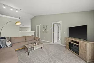S77W19405 Lakewood Dr, Muskego, WI 53150 - Photo 2