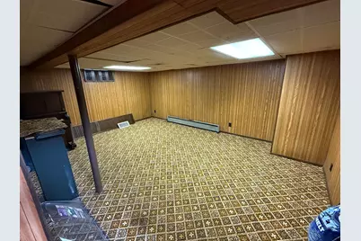 911 E Norwich St, Milwaukee, WI 53207 - Photo 12