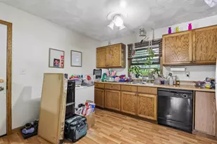 W233N6045 Teakwood Ct, Sussex, WI 53089 - Photo 36