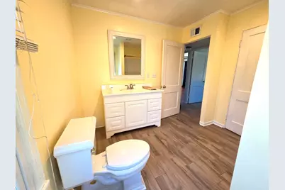 1043  Birchwood Dr, West Bend, WI 53095 - Photo 22