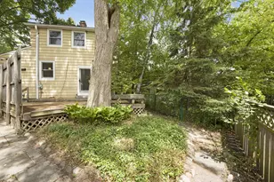 3061 N Gordon Cir, Milwaukee, WI 53212 - Photo 26