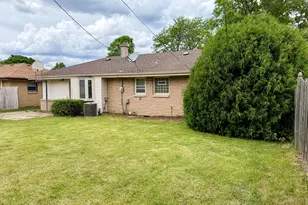 3859 E Whittaker Ave, Cudahy, WI 53110 - Photo 4