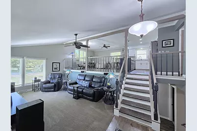N111W16302  Catskill Ln, Germantown, WI 53022 - Photo 10