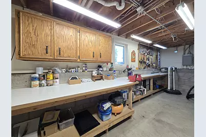 N111W16302  Catskill Ln, Germantown, WI 53022 - Photo 32
