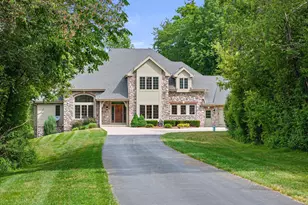 N69W34498 Oconomowoc Rd, Oconomowoc, WI 53066 - Photo 2