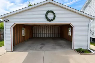 1333 Clara Ave, Sheboygan, WI 53081 - Photo 2