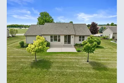 1345  Bluebird Dr, Oconomowoc, WI 53066 - Photo 42
